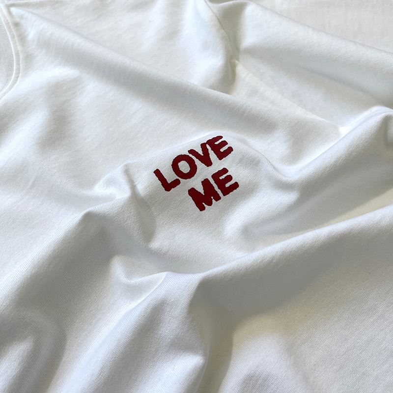 Áo Thun Tay Ngắn Love Me