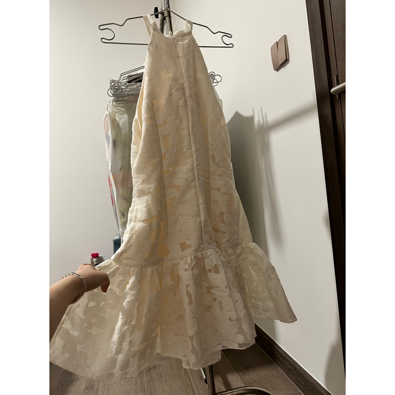 Pass đầm Hebe beige dress của TUBYCATU size M