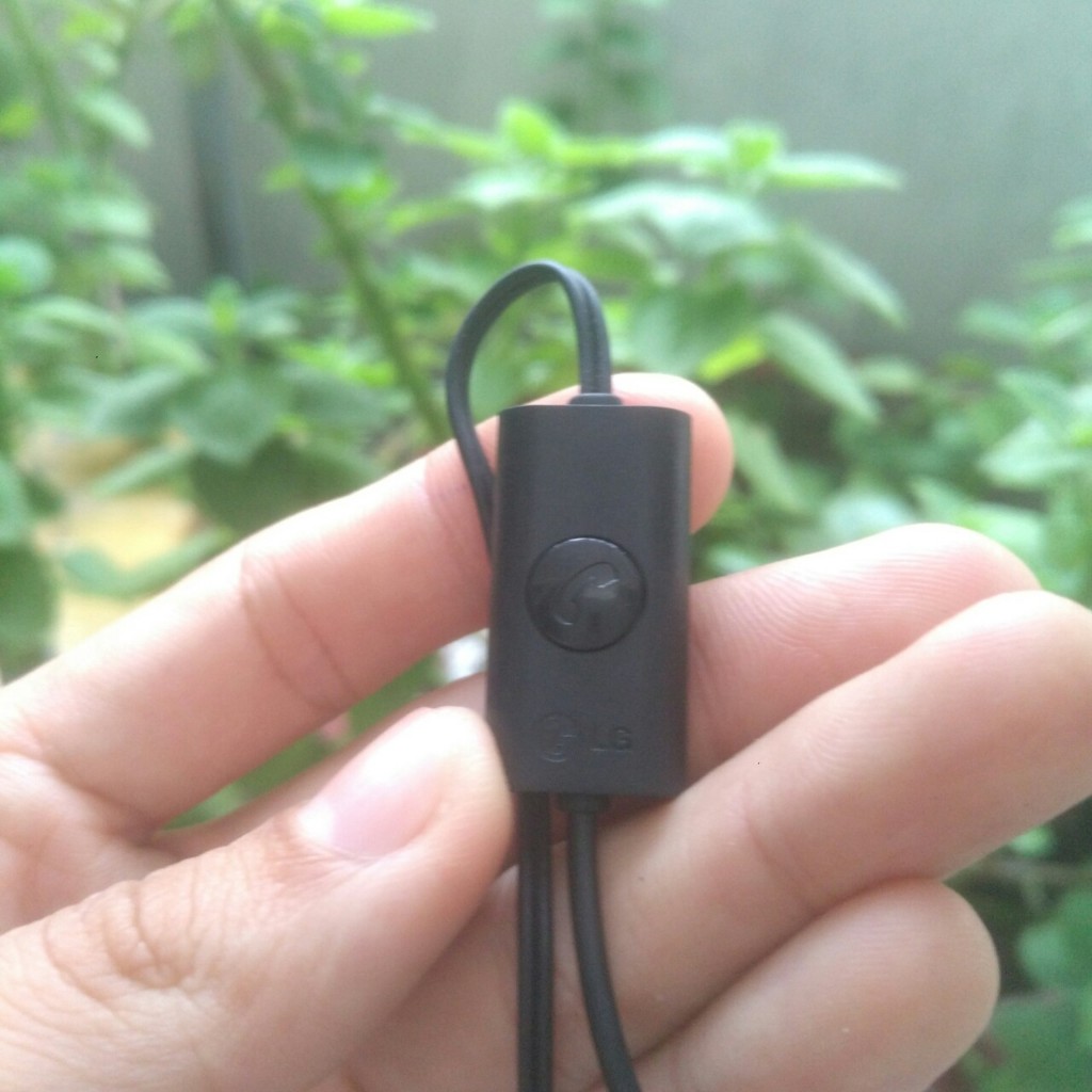 Tai nghe LG cổ KP500 / KU990 / KM900 / KF510 Giao Tai Nghe