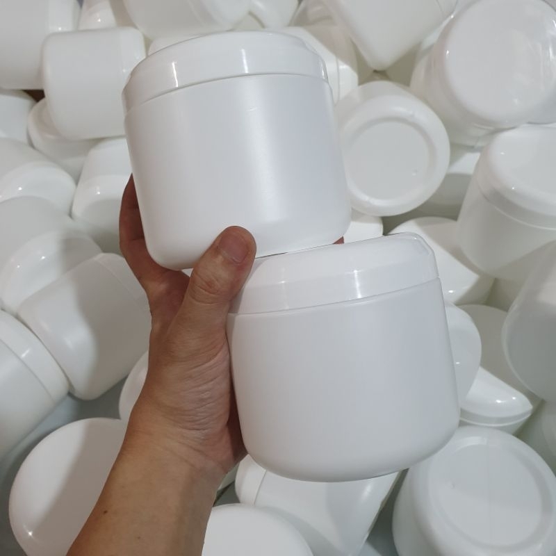 Hũ nhựa đựng kem, kiểu không vòi, thân bầu 500g kiểu A15