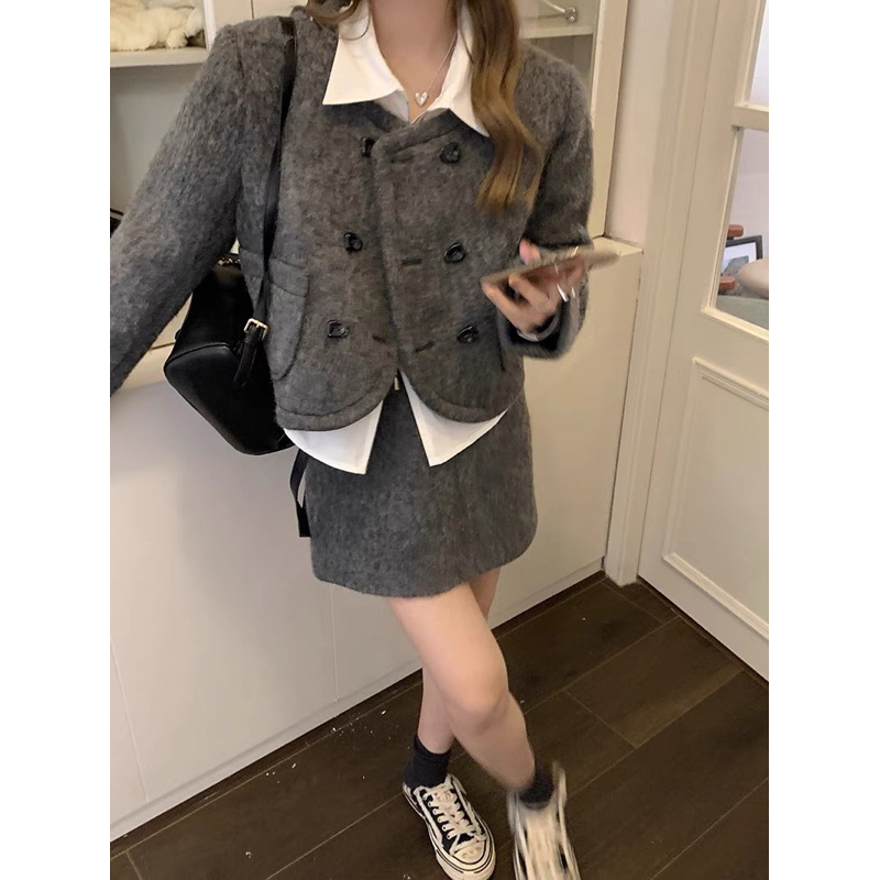 Set chân váy + áo khoác dạ phong cách hàn quốc