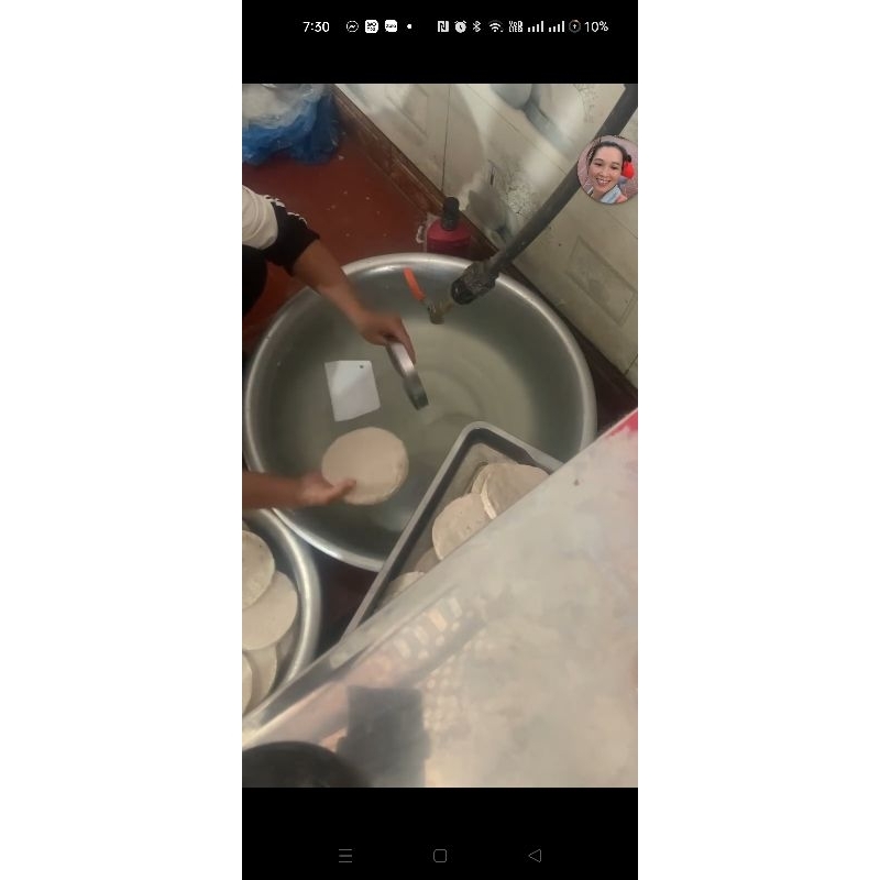 Khuôn chả tròn có đáy 2 cái có đai loại : 2.5lạng.