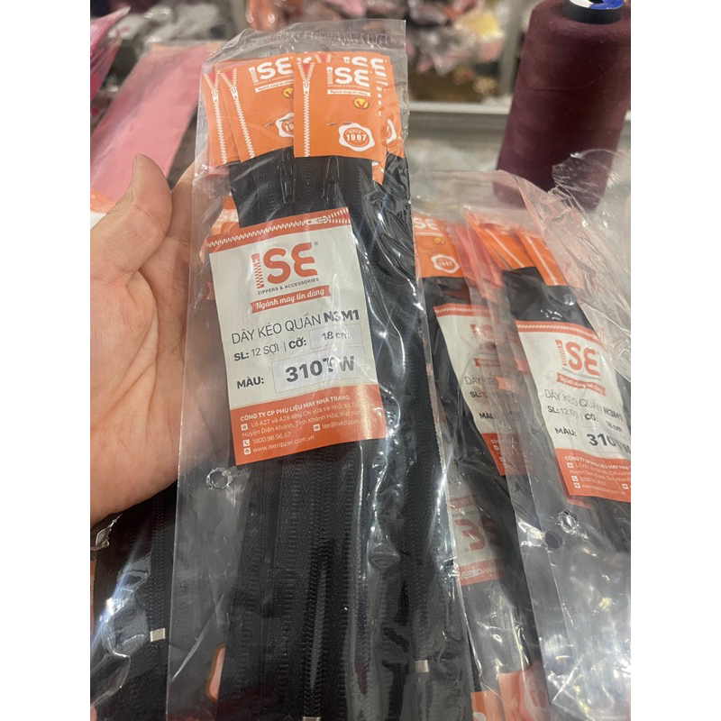 Khoá quần âu Ise mác vàng tự hãm dài 18cm