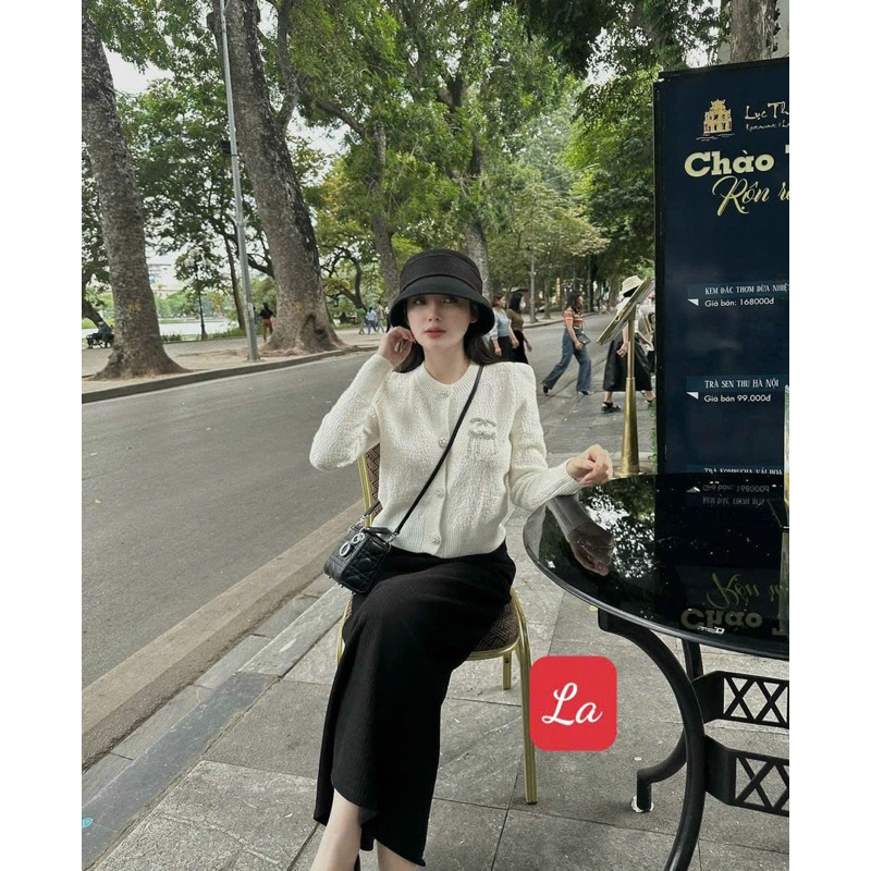 Áo carigan len kèm tag QC