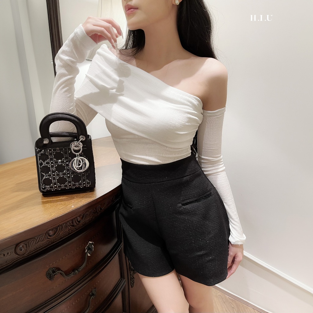 Áo thun nữ kiểu cut out trễ vai thiết kế co dãn Elan Top H.I.U Fashion , cách điệu vải thun mịn mùa thu HIU design