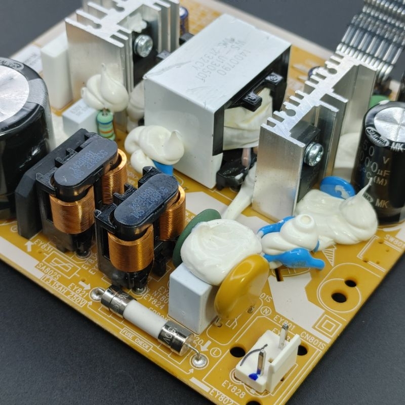 Mạch nguồn 21V, 24V, 32V, 34V, 36V, 37V, 42V 7A và 12V 1.5A