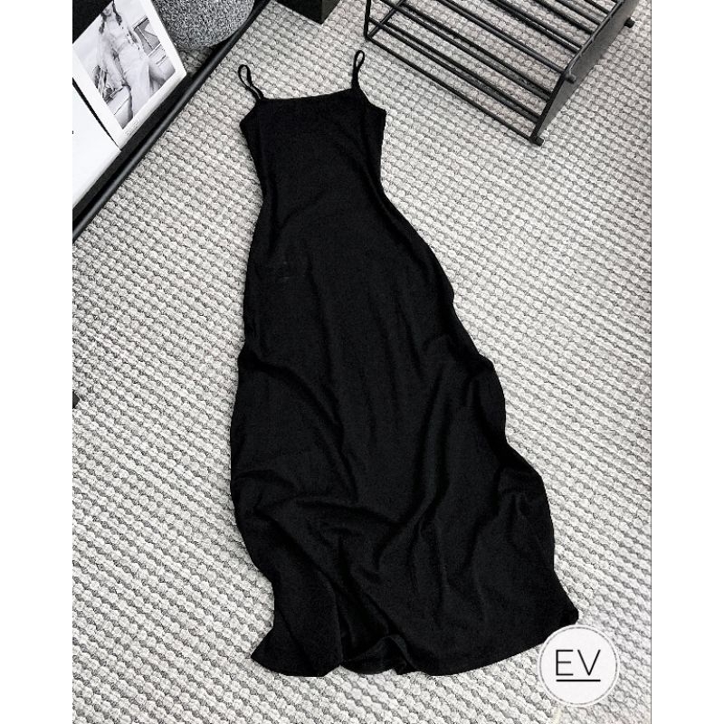 Váy 2 dây trơn hàng QC