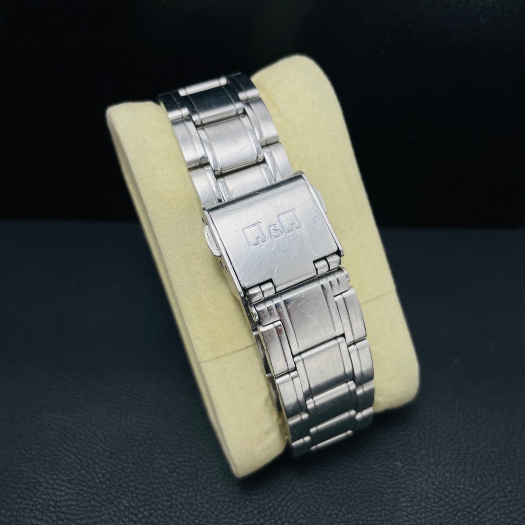 Đồng hồ nam Q&Q Nhật