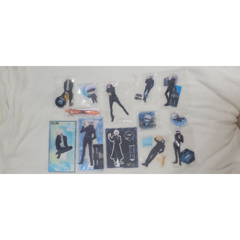 Standee Gojo Satoru sẵn