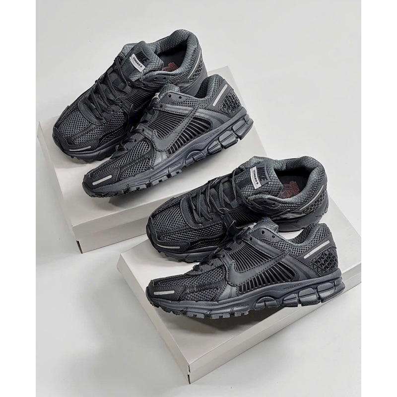 Giày sneaker vomero 5 đen full