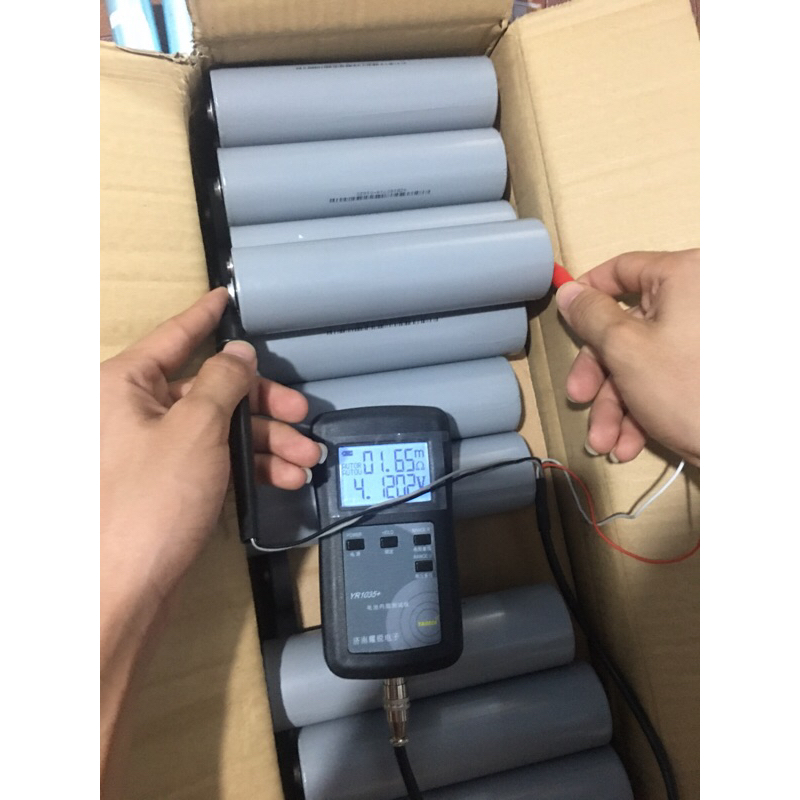 Pin 46160 3,7V 25Ah .