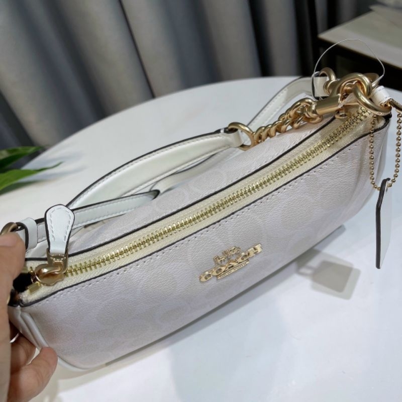 Túi Coach Teri Shoulder bag