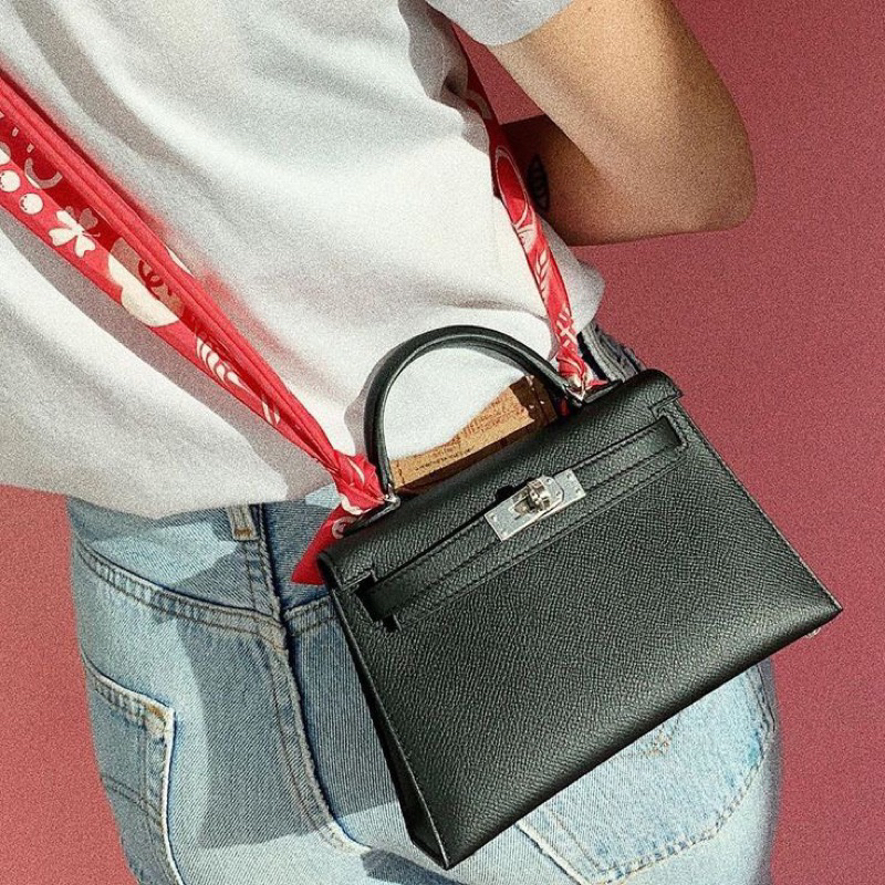 Túi hm kellyy da epsom da cá sấu tag trắng charm ngựa khăn lụa size 25cm fullbox