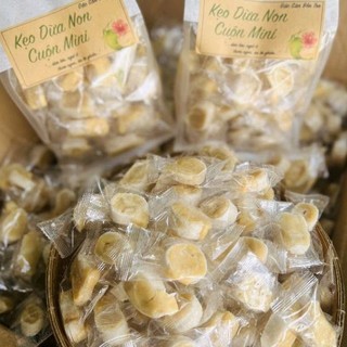 Kẹo dừa dứa non cuộn bánh tráng nướng Hồng Vân 500g/ 1kg