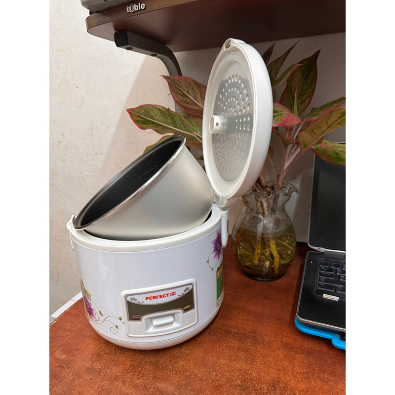 Nồi com điện cơ Perfect PF-C101 / 1.2L
