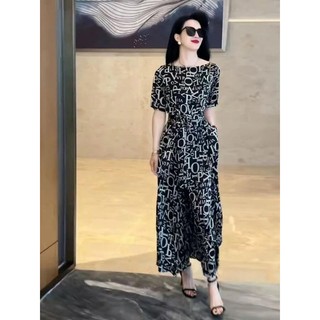 Đầm. Lụa Hoạ Tiết Chữ Dáng Dài