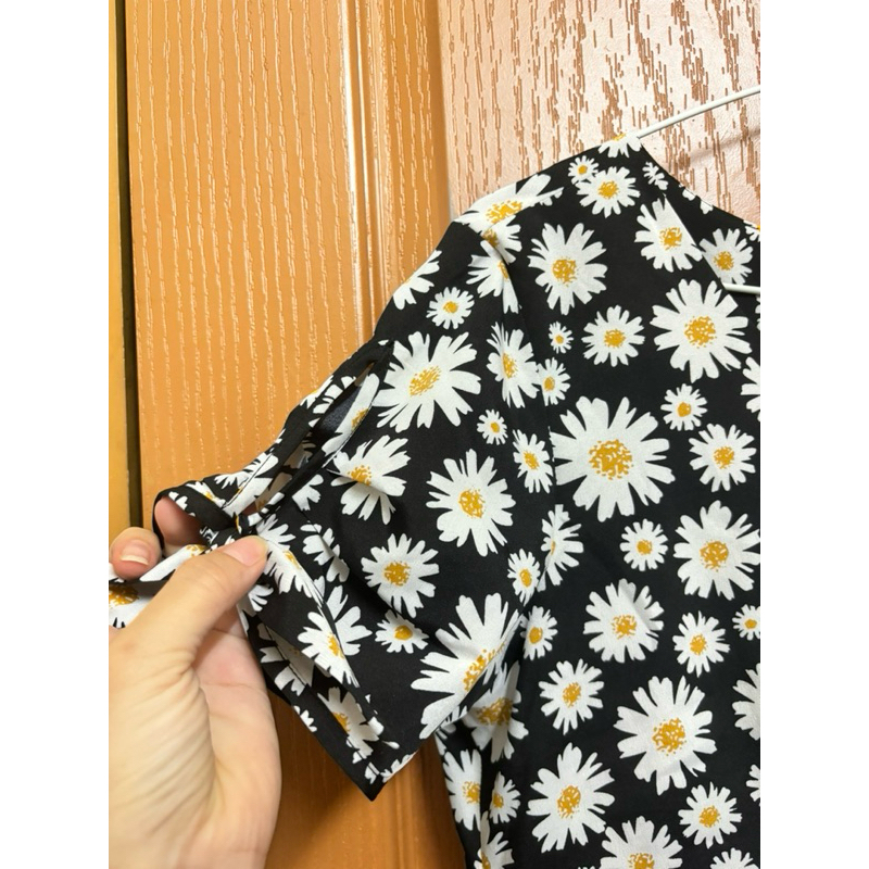 Pass đầm bông cúc tay nơ