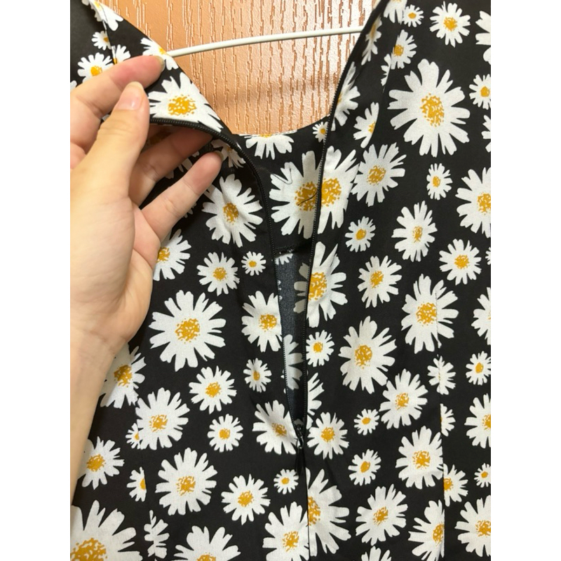 Pass đầm bông cúc tay nơ