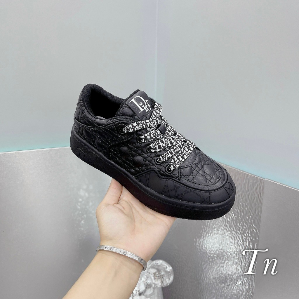 GIÀY THỂ THAO CD TRẦN CHỈ