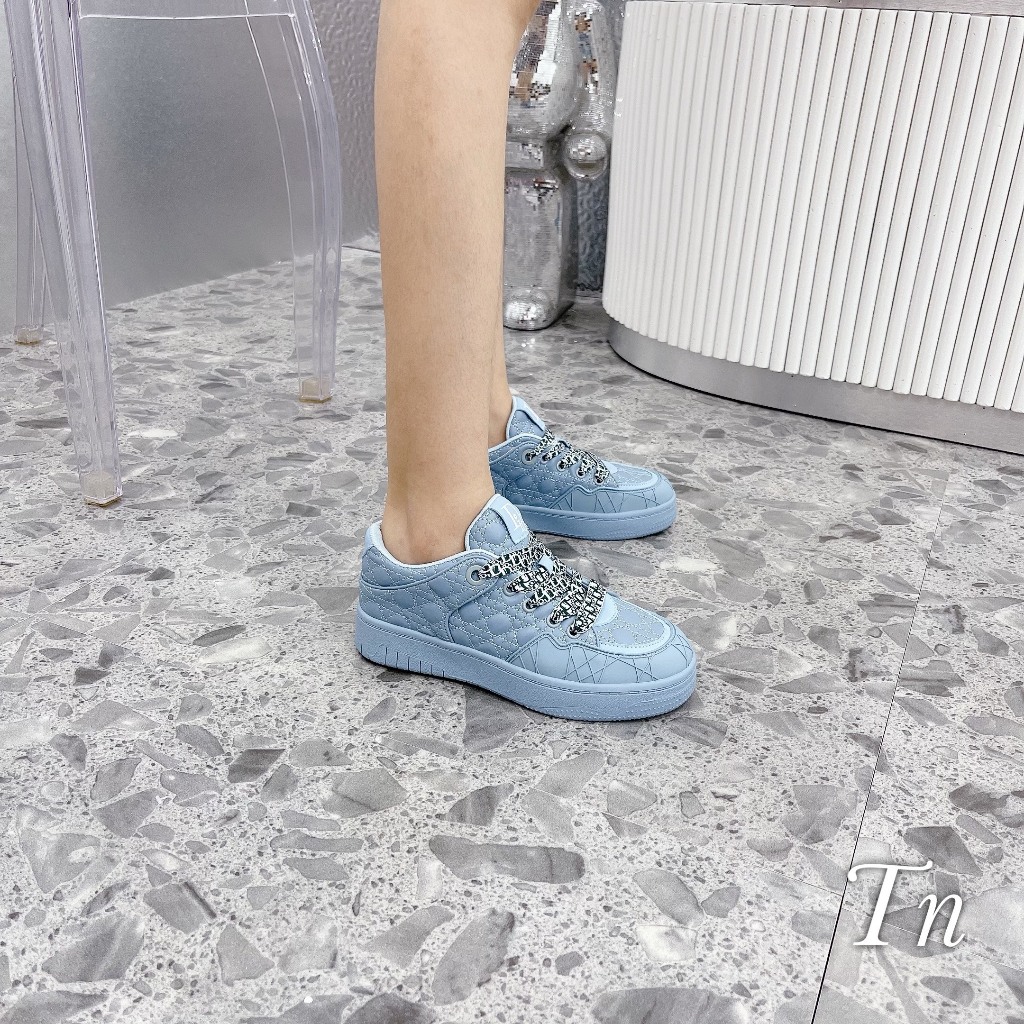 GIÀY THỂ THAO CD TRẦN CHỈ