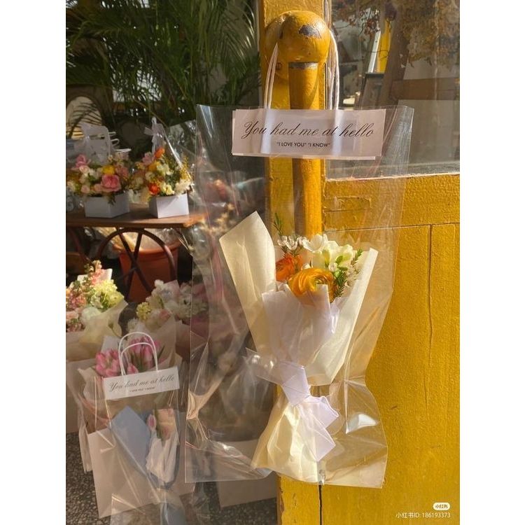 Combo 50 Chiếc Túi Đựng Hoa Tươi, Hoa Sáp, Hoa Len Làm Quà Tặng Noel Trong Suốt Thiết Kế Trendy Nhiều Kích Thước