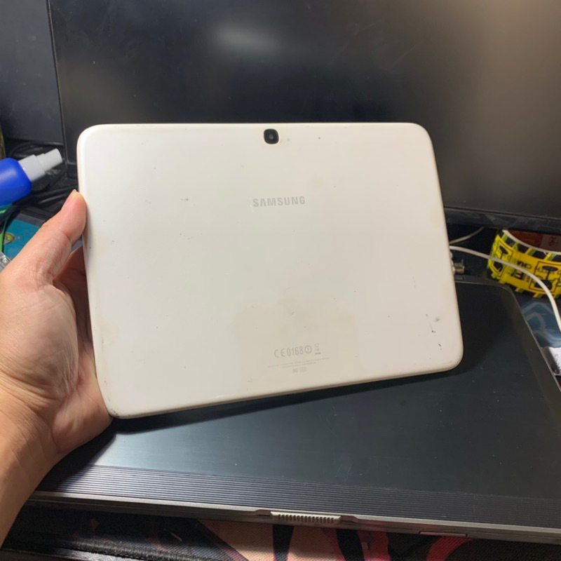 Xác Samsung Galaxy Tab3 GT-P5200 không lên gì ạ