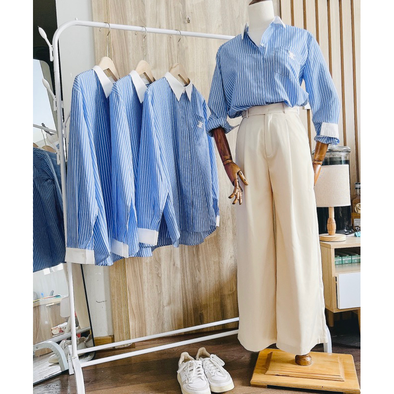 Áo thô kẻ thêu túi trẻ trung