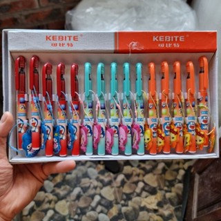 Hộp 15 cây bút máy Doraemon