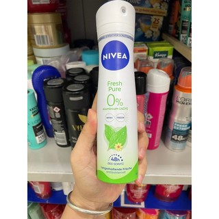 Hàng đức xịt khử mùi nivea fresh pure cho nữ