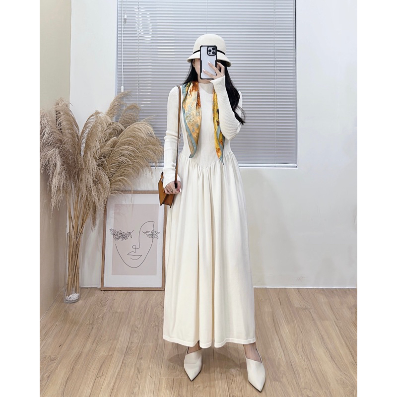 H601 Váy len eo v dài tay chân bồng