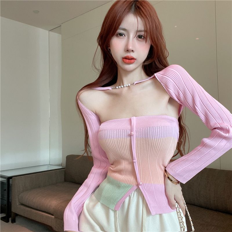 Set áo len dệt kim dài tay cổ tròn đính ngọc Forgirl kiểu dáng quyến rũ phong cách Hàn Quốc FG368