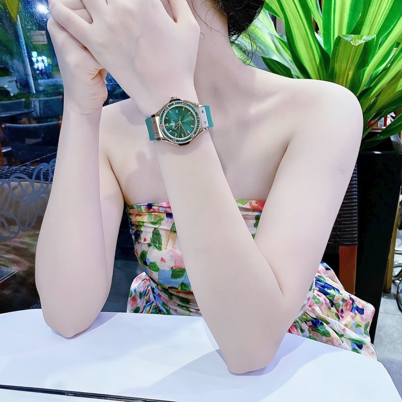Đồng Hồ Nữ HLÕB Dây Cao su non, đá pha lê Cao Cấp FULLBOX