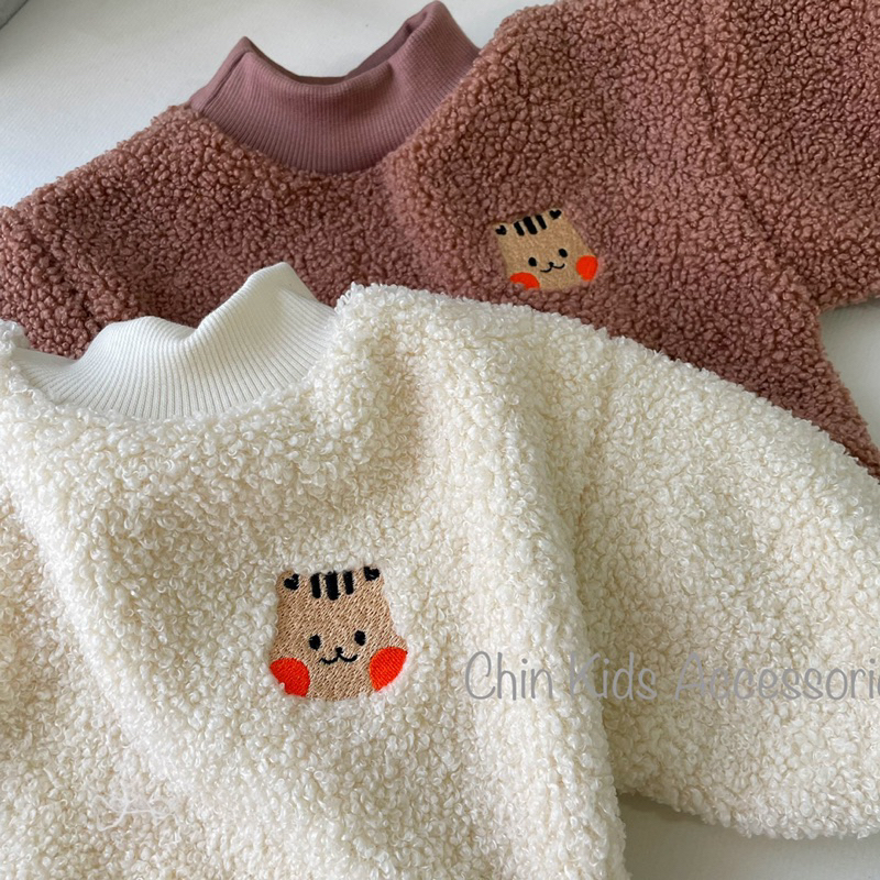 Áo hoodie cổ cao lông cừu lót nỉ thêu sóc siêu ấm cho bé trai, bé gái