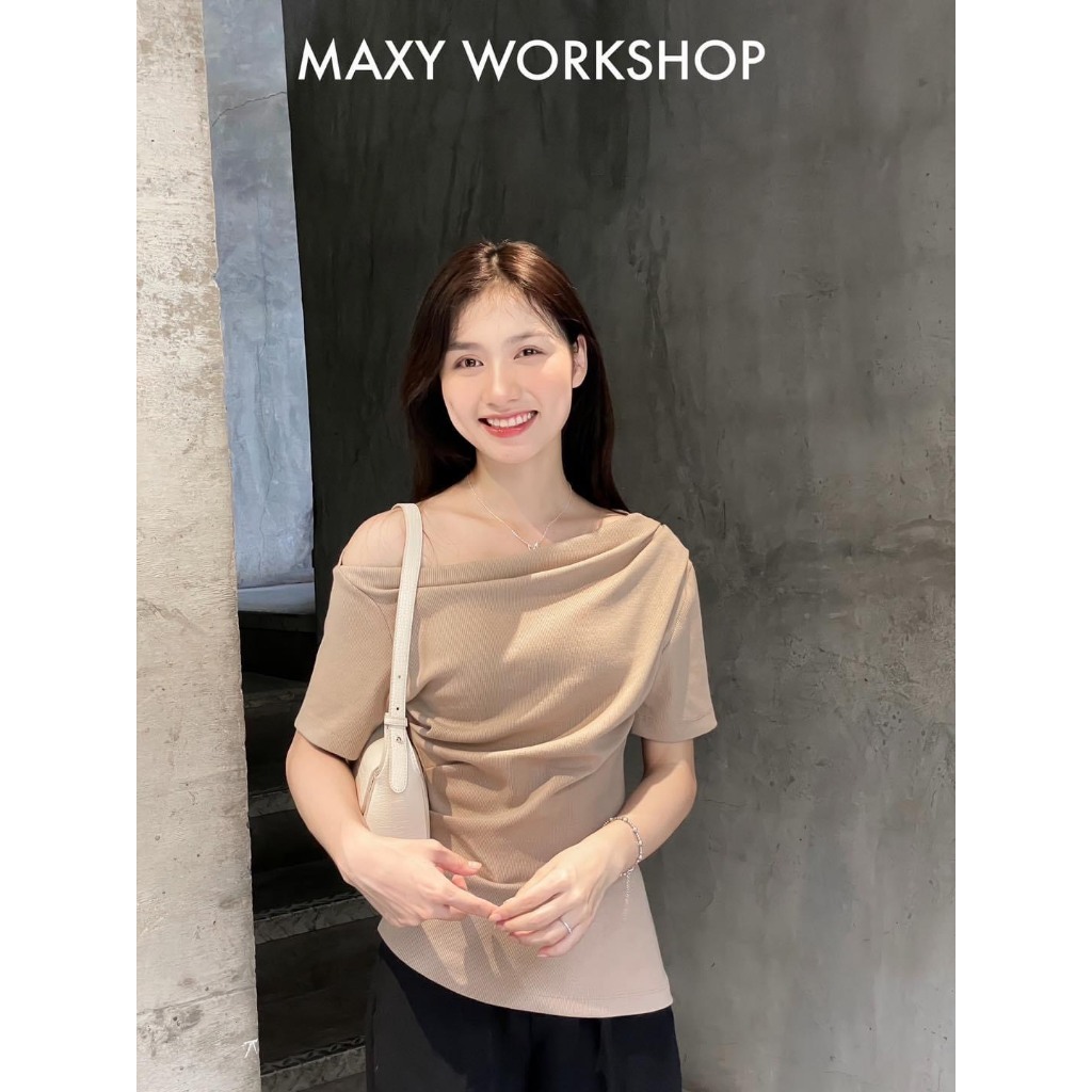 Áo thun tay ôm tay ngắn xếp ly tà xéo Side Sleeve Top Maxy Workshop