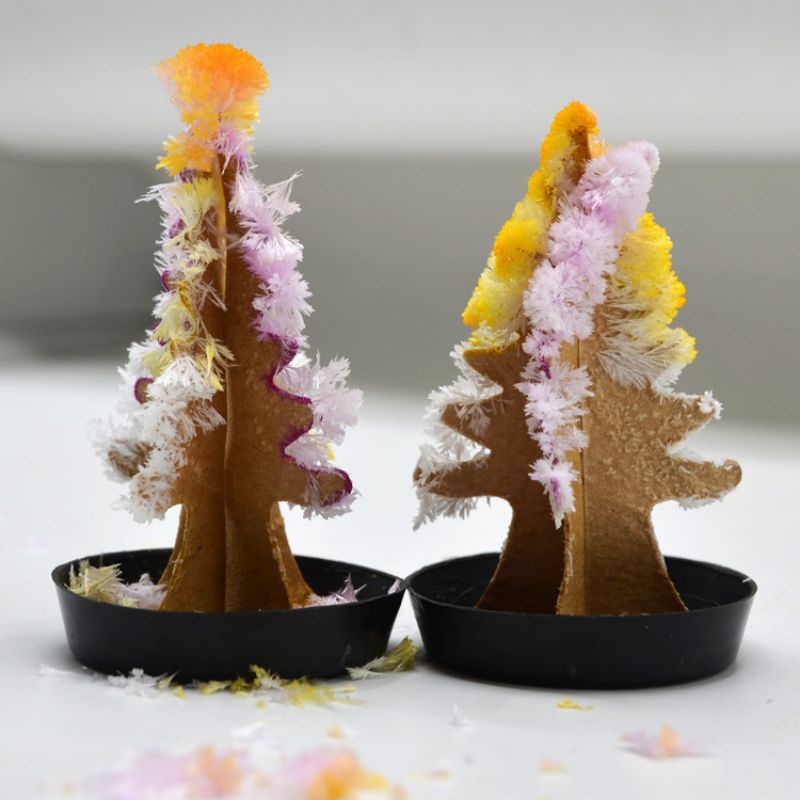 Vỉ 20 cây thông tuyết ma thuật , đồ chơi noel cây thông nở ra tuyết