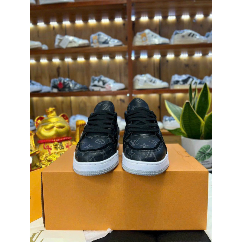 GIÀY SNK LV TRAINER 54 ĐEN ĐẾ TRẮNG HOẠ TIẾT HÀNG CAO CẤP QUẢNG CHÂU