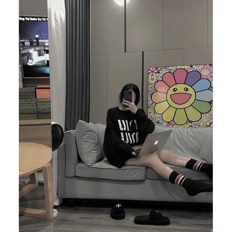 Áo Sweater Len Đen Miuiu Trơn Form Rộng Sang Chảnh