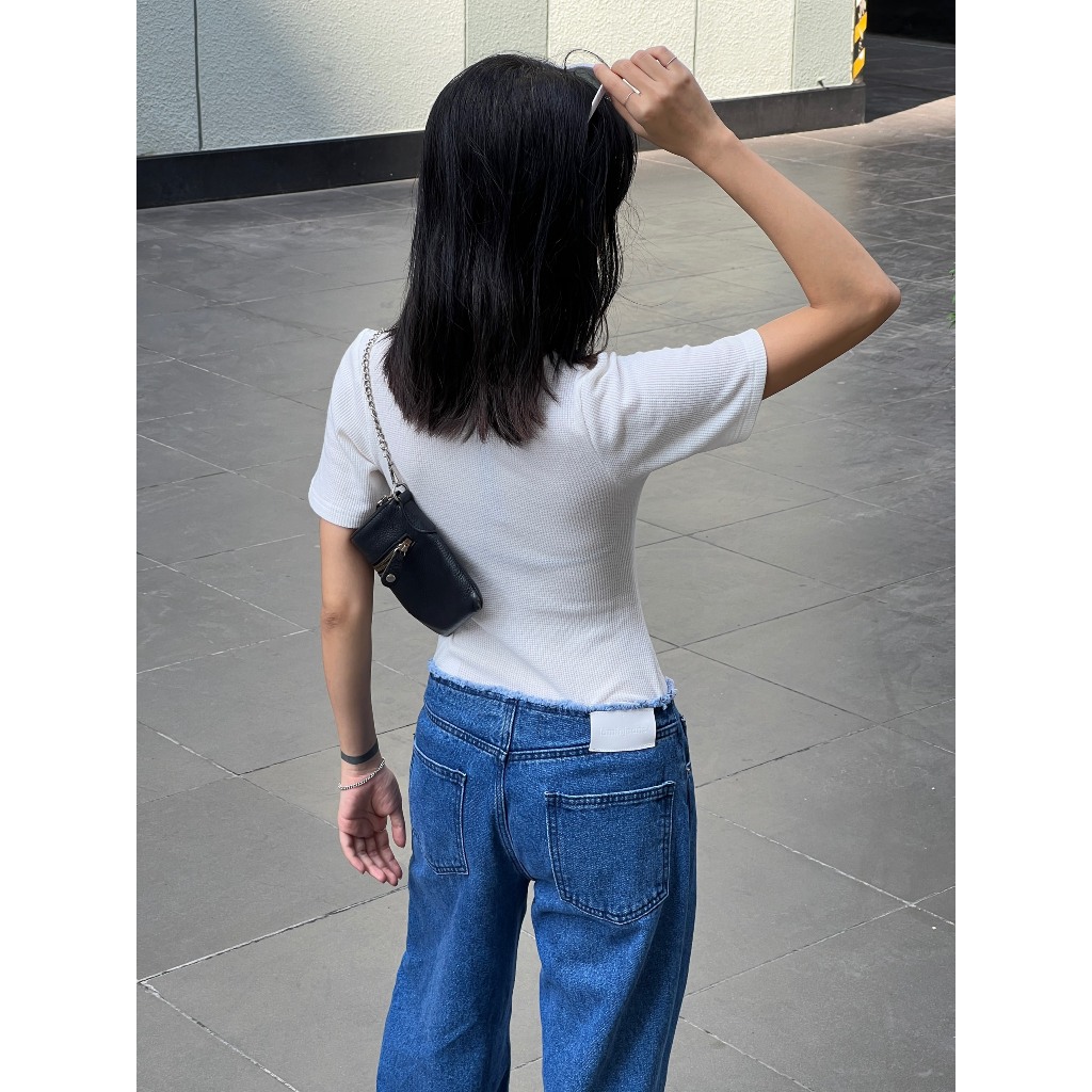 Quần jeans nữ thiết kế không lưng quần eo cạp thấp ống suông rộng tua rua - là min - BLUE WAISTLESS JEANS