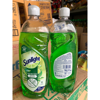 Nước rửa chén Sunlight trà xanh chai 750g