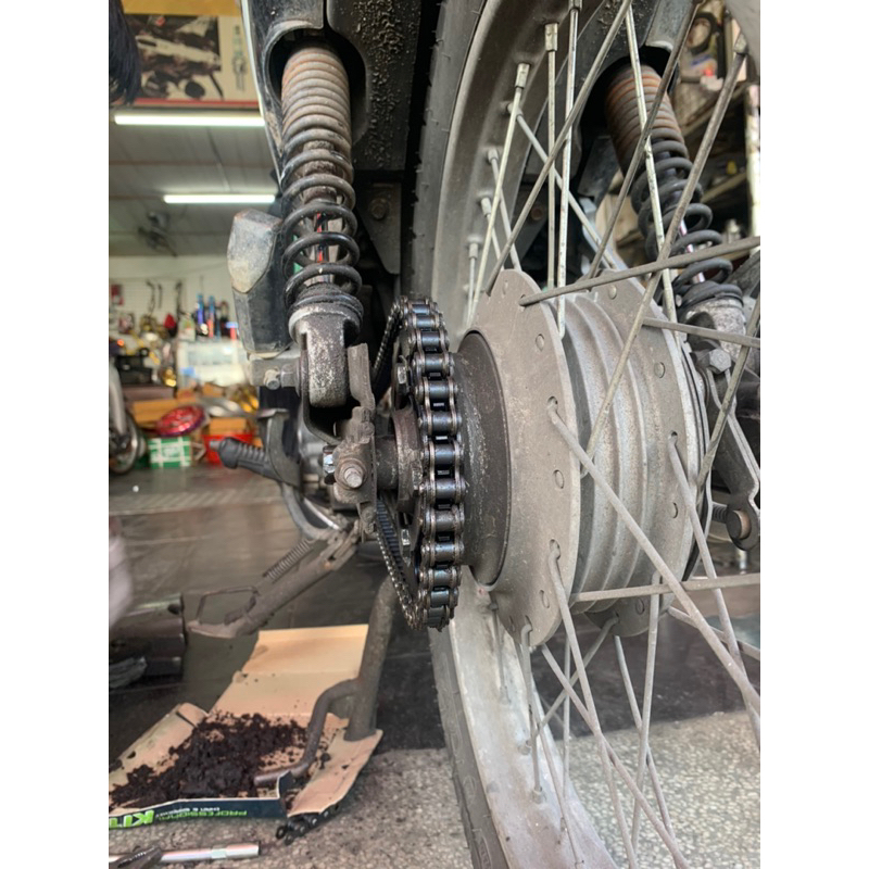 Bộ nhông sên dĩa Detal Thailand cho xe Sirius 50cc siêu rẻ và siêu bền.