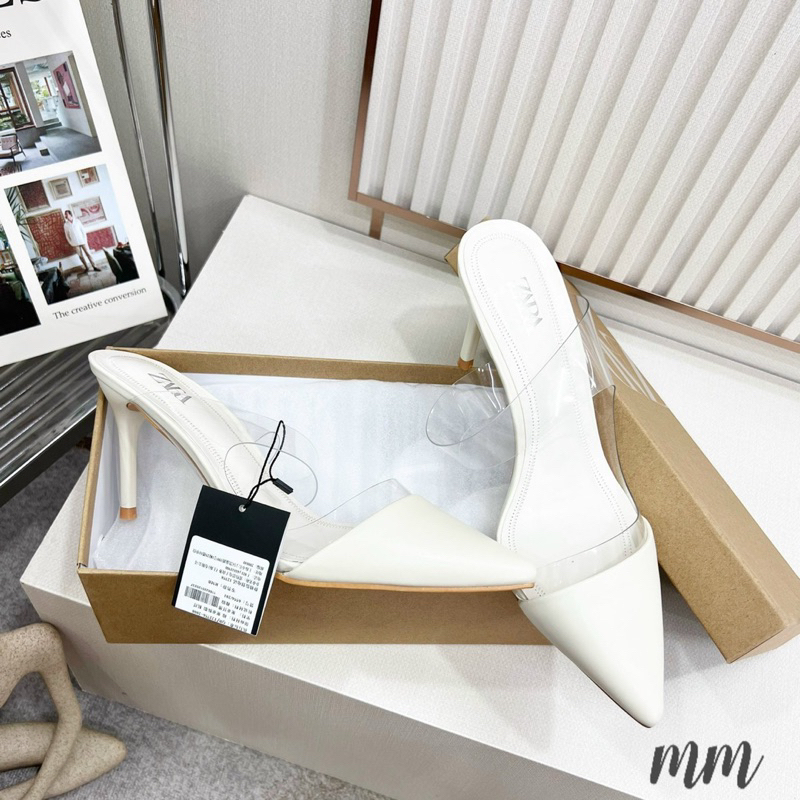 Giày sục mũi nhọn trắng ghi phối quai trong