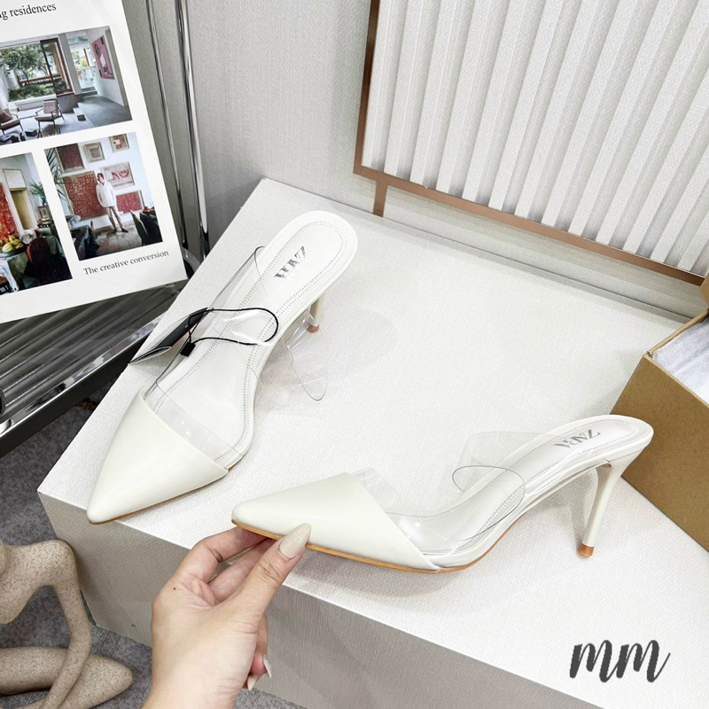 Giày sục mũi nhọn trắng ghi phối quai trong