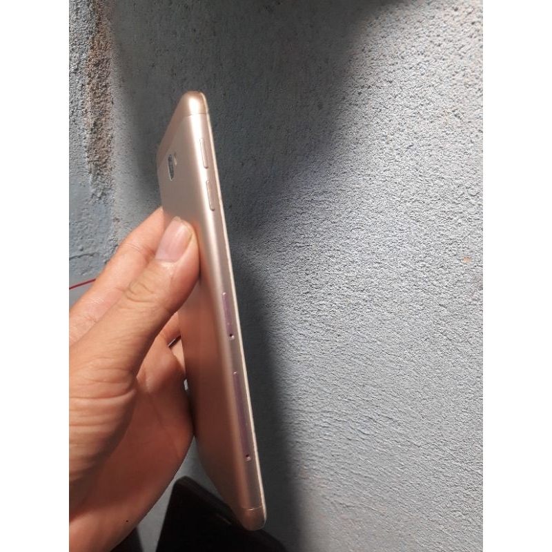 Samsung Galaxy J7 Prime