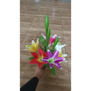 cụm hoa ly  giả( hoa lụa hoa giả trang trí)