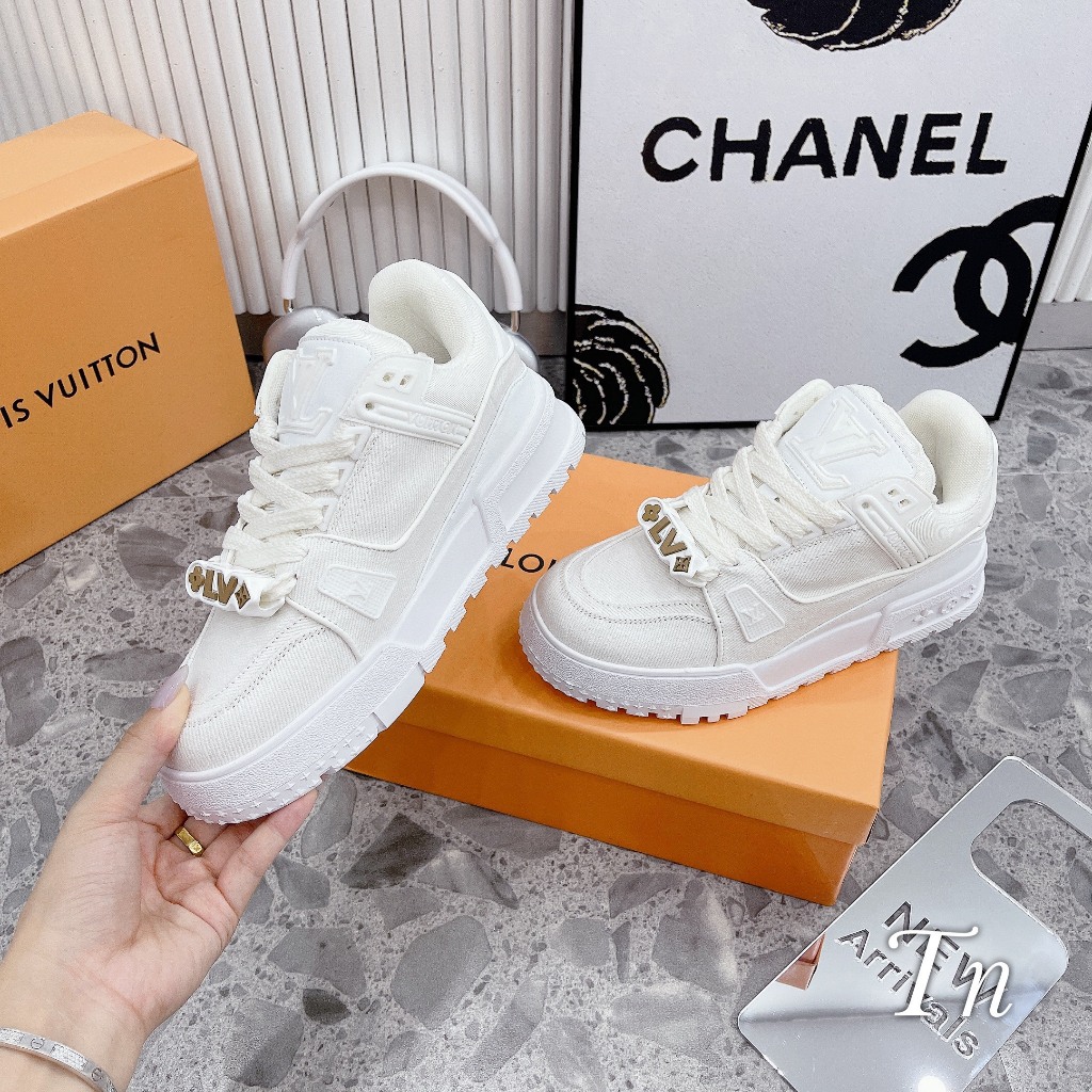 GIÀY THỂ THAO LV CHARM