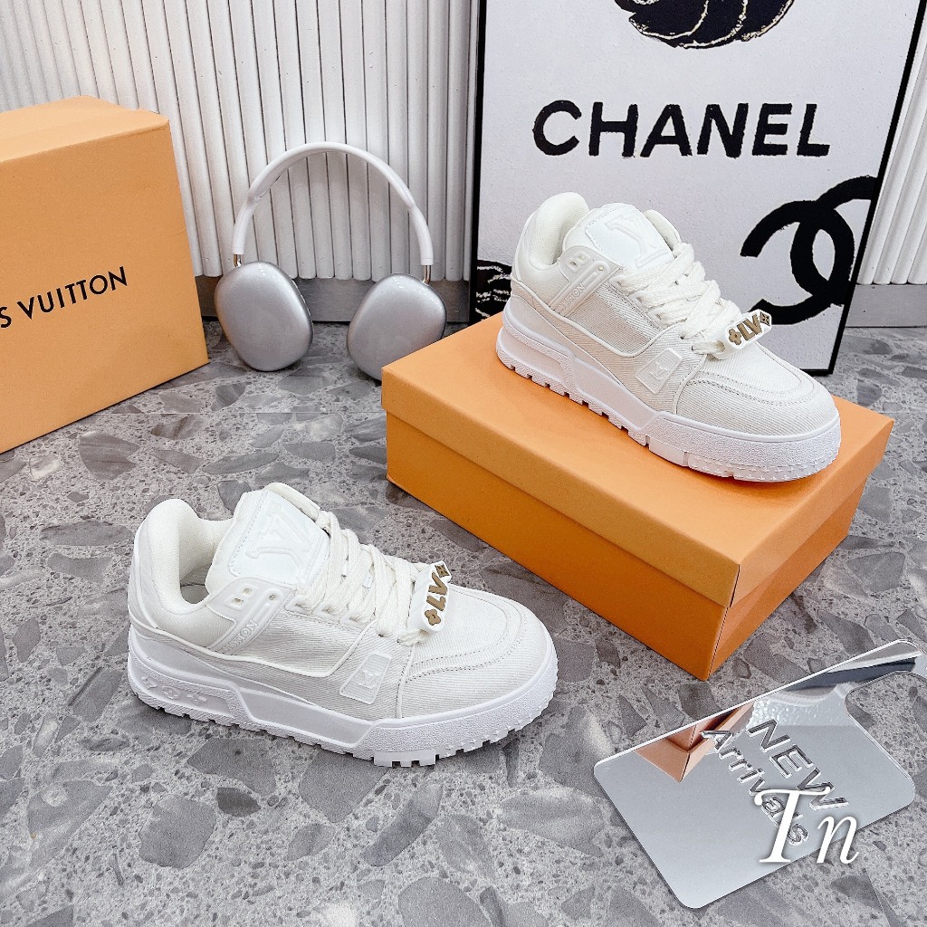 GIÀY THỂ THAO LV CHARM