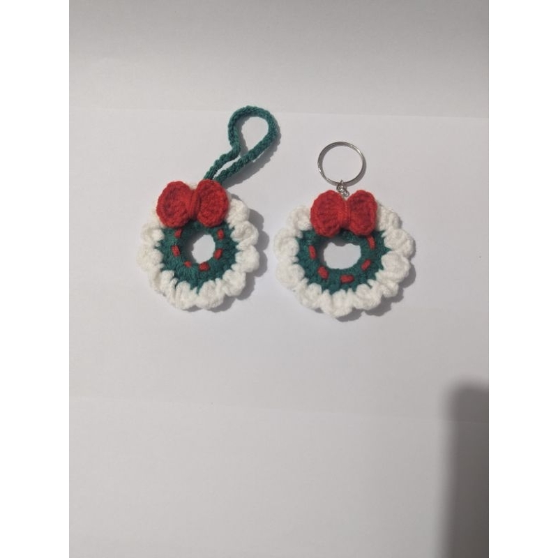 Móc khóa Vòng nguyệt quế Giáng Sinh mini len 6cm