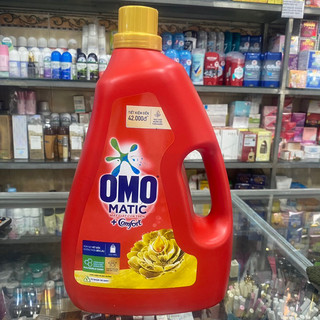 Nước giặt OMO Matic Comfort tinh dầu thơm chai 3.7kg