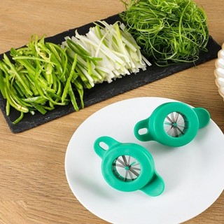 Dụng cụ chẻ hành chẻ rau