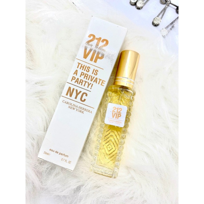 Nước hoa nam Carolin.a Herrera 212 VIP Men cho chàng trai đam mê cuốn hút.(20ml)